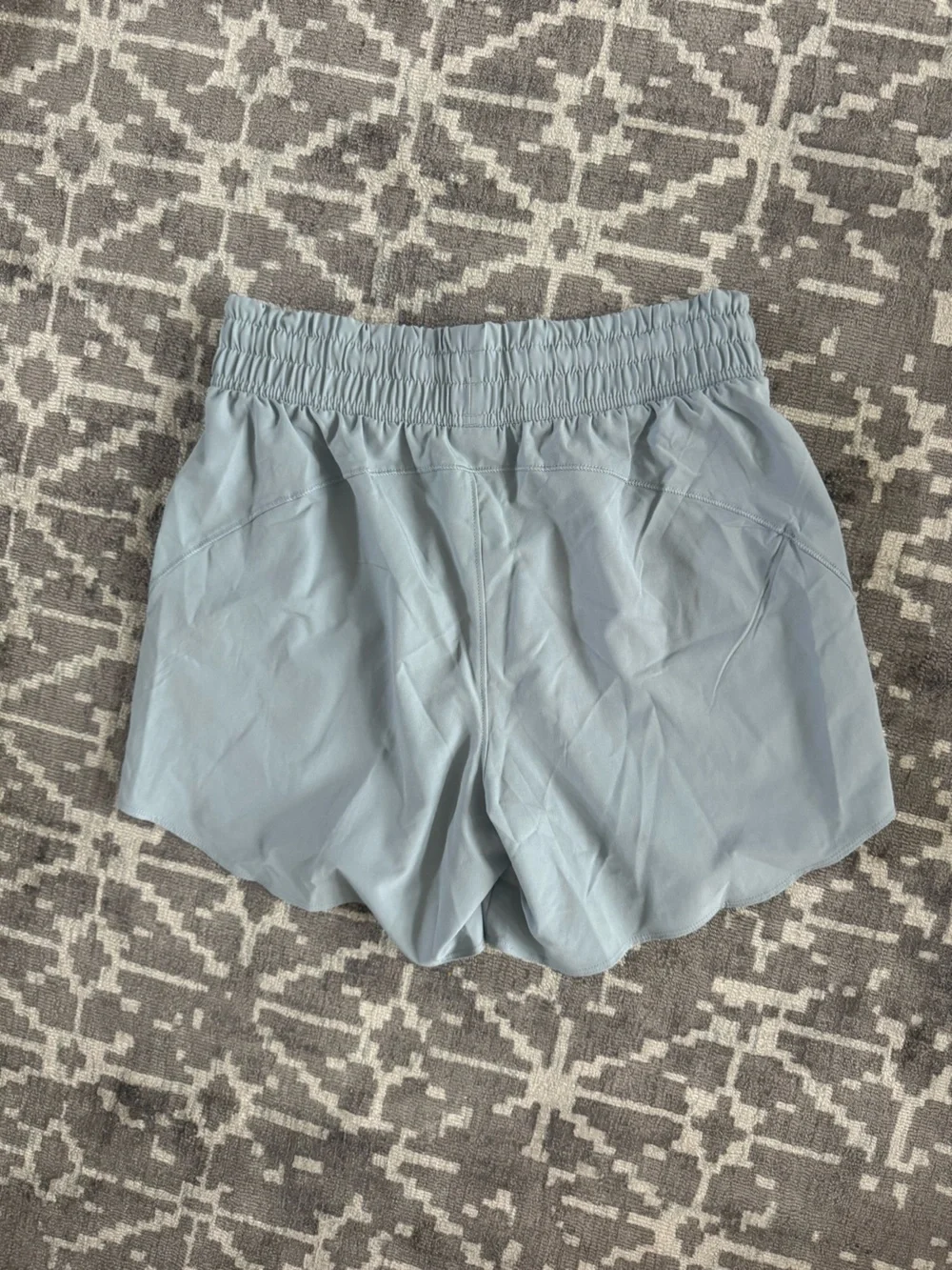 Under Armour UA Women's Flex Woven Shorts 5